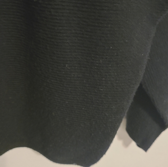 Premise Woman | Women's Black Ribbed Off the Shoulder Sweater (Size 1X) - Picture 7 of 11